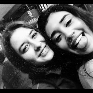 Meet your Posher, Zoë